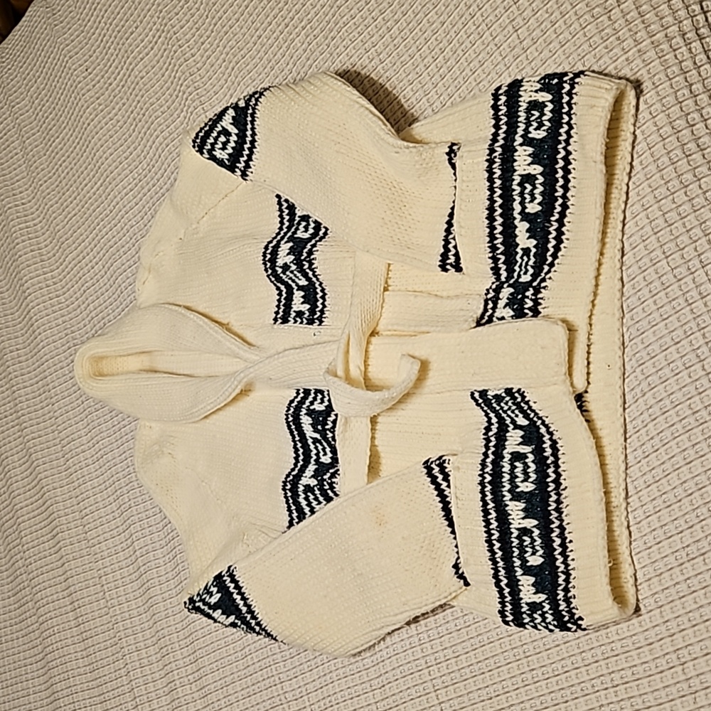 Vintage Hand Knit Sweater with Belt